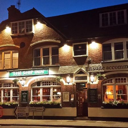 פורדינגברידג' The Ship Inn מראה חיצוני תמונה